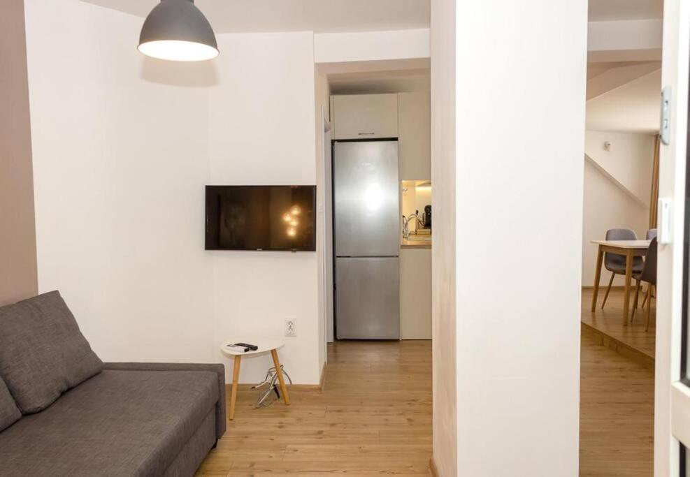 Modern Bright Apartment Close To City Center And Grand Mall 瓦爾納 外观 照片
